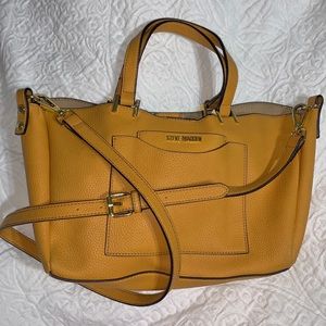 ✨Steve Madden Mustard Yellow Handbag w/Makeup Bag✨